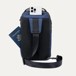 Travelpro Altitude Crossbody 6L