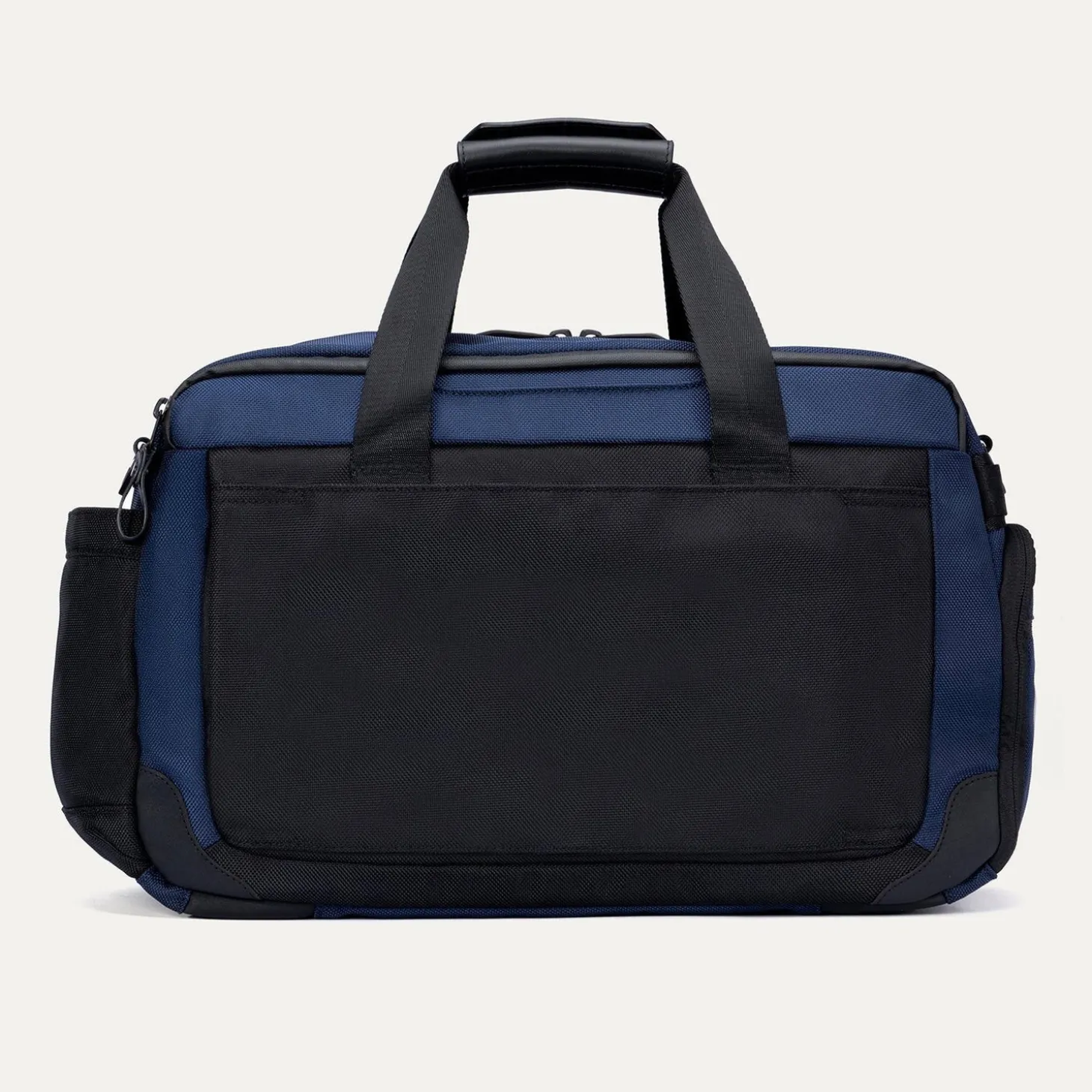 Travelpro Altitude Day-to-Day Duffel