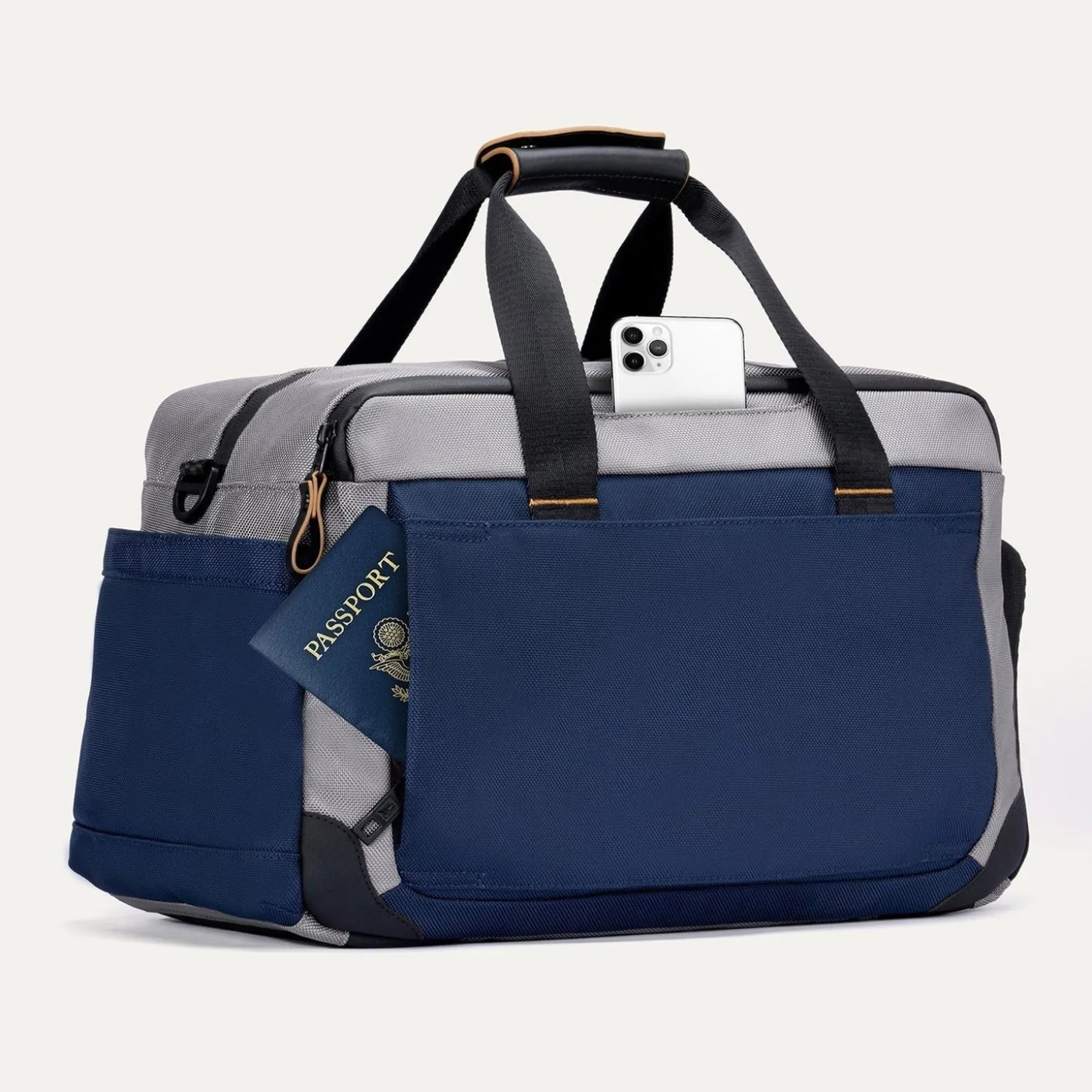 Travelpro Altitude Day-to-Day Duffel