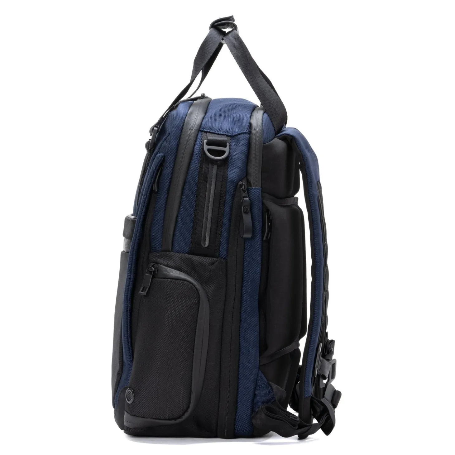 Travelpro Altitude Medium Expandable Laptop Backpack 25-30L