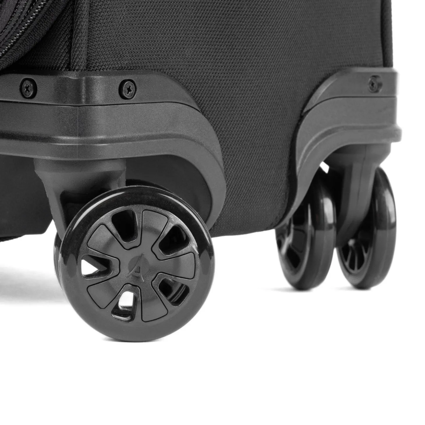 Travelpro Crew Classic Carry-On Expandable Spinner