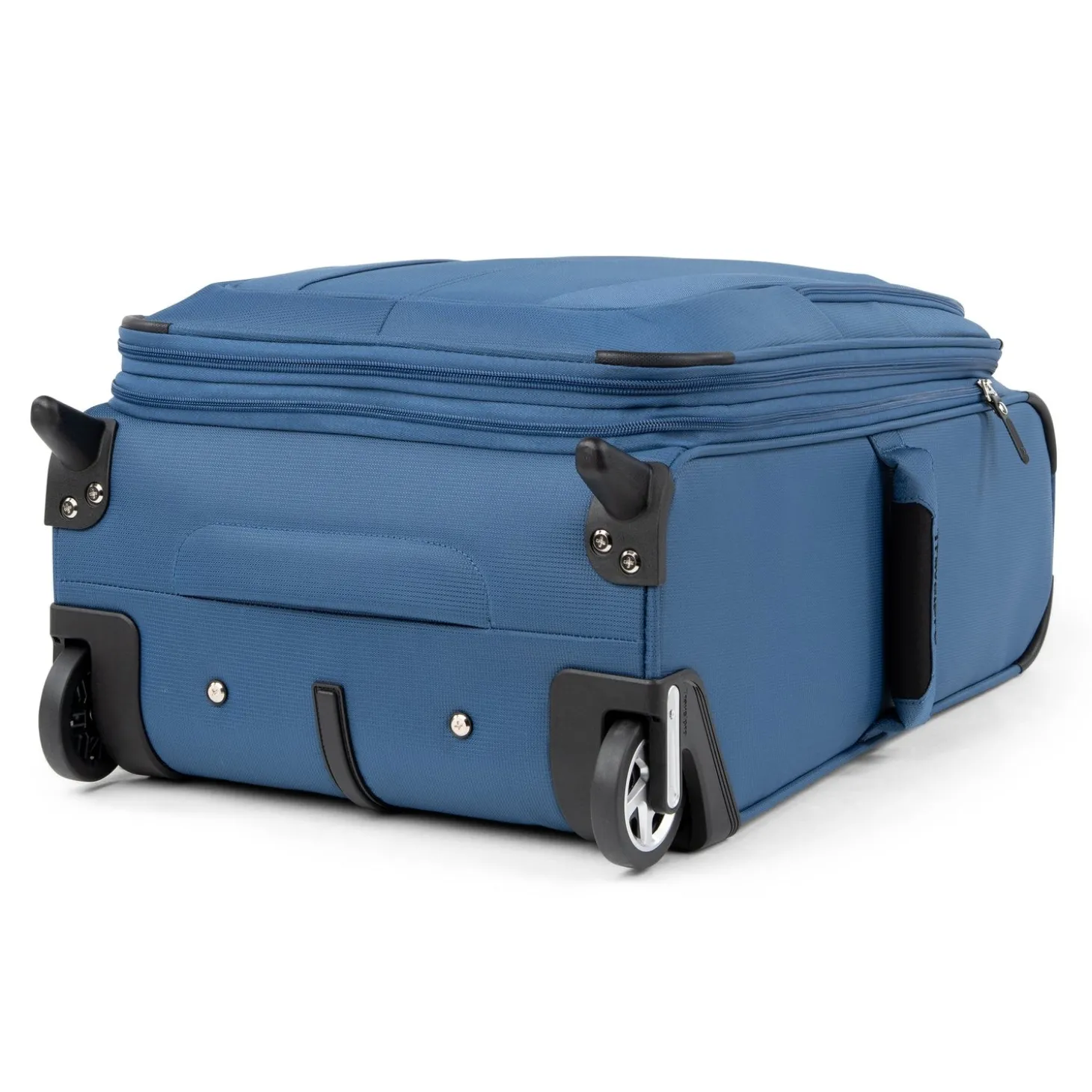 Travelpro Maxlite 5 Lightweight 22" Expandable Carry-On Rollaboard (2-Wheeled)