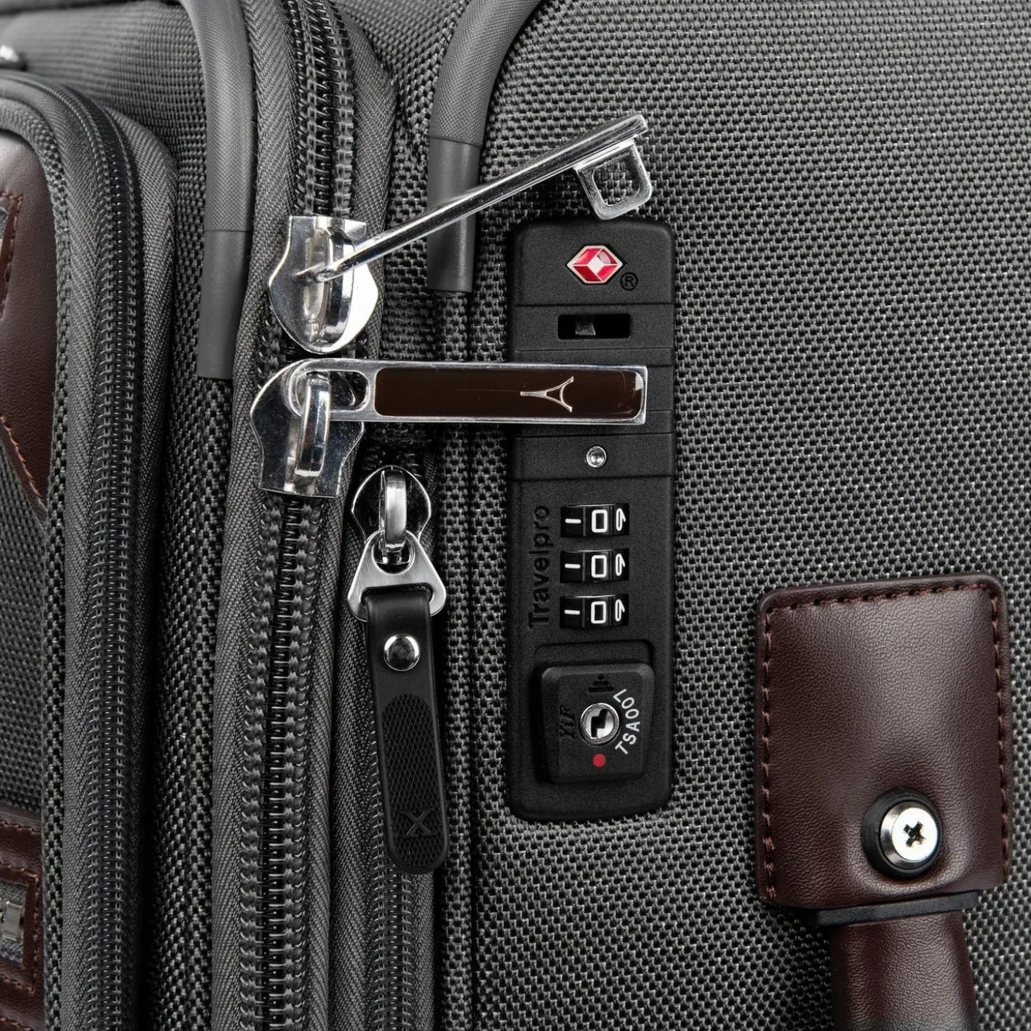 Travelpro Platinum Elite International Expandable Carry-On Spinner