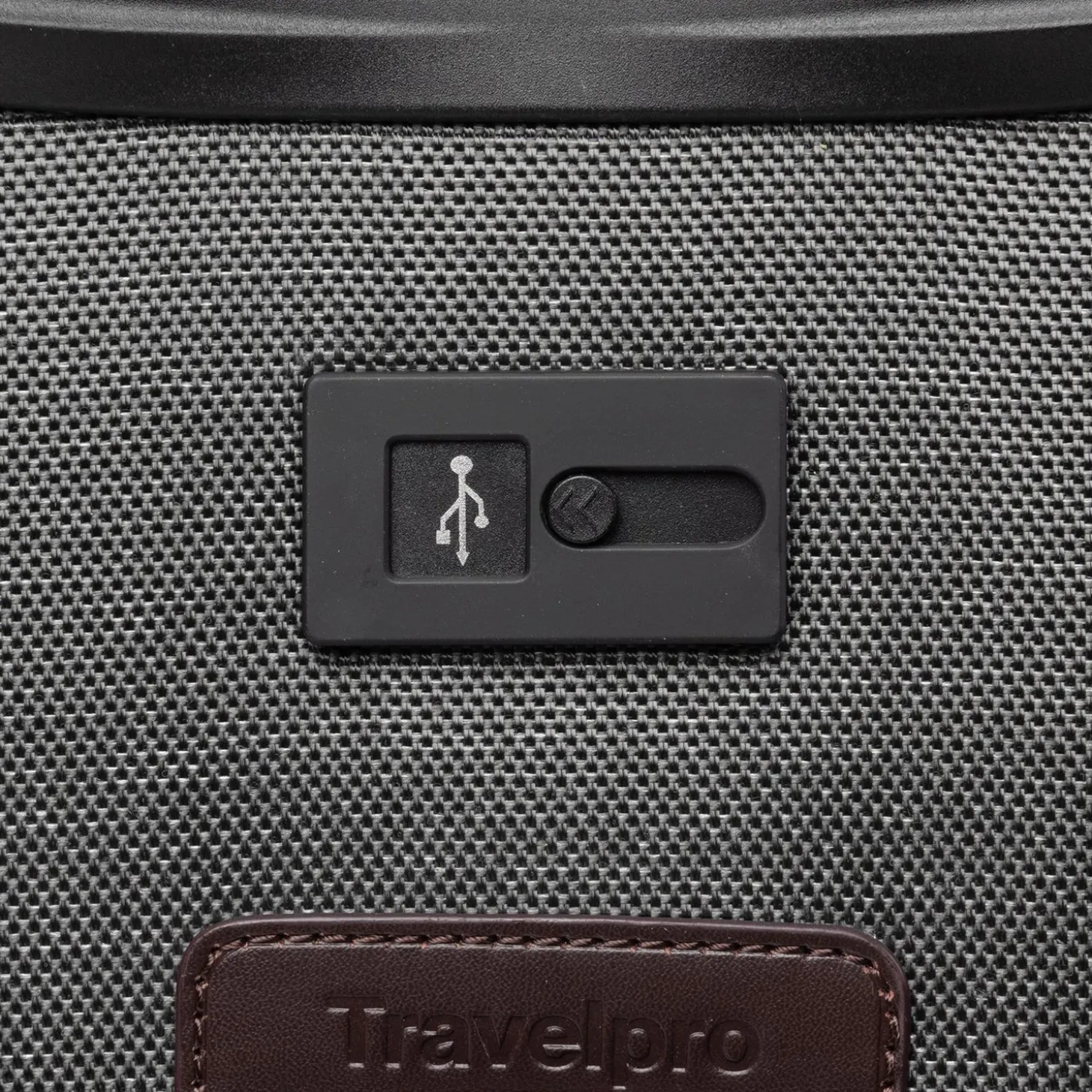 Travelpro Platinum Elite International Expandable Carry-On Spinner