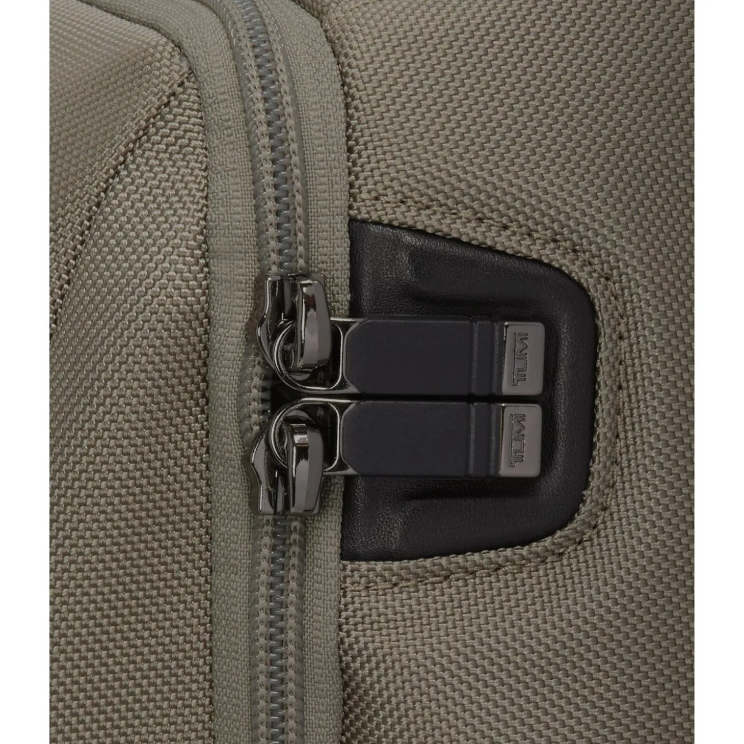 TUMI Alpha Brief Pack