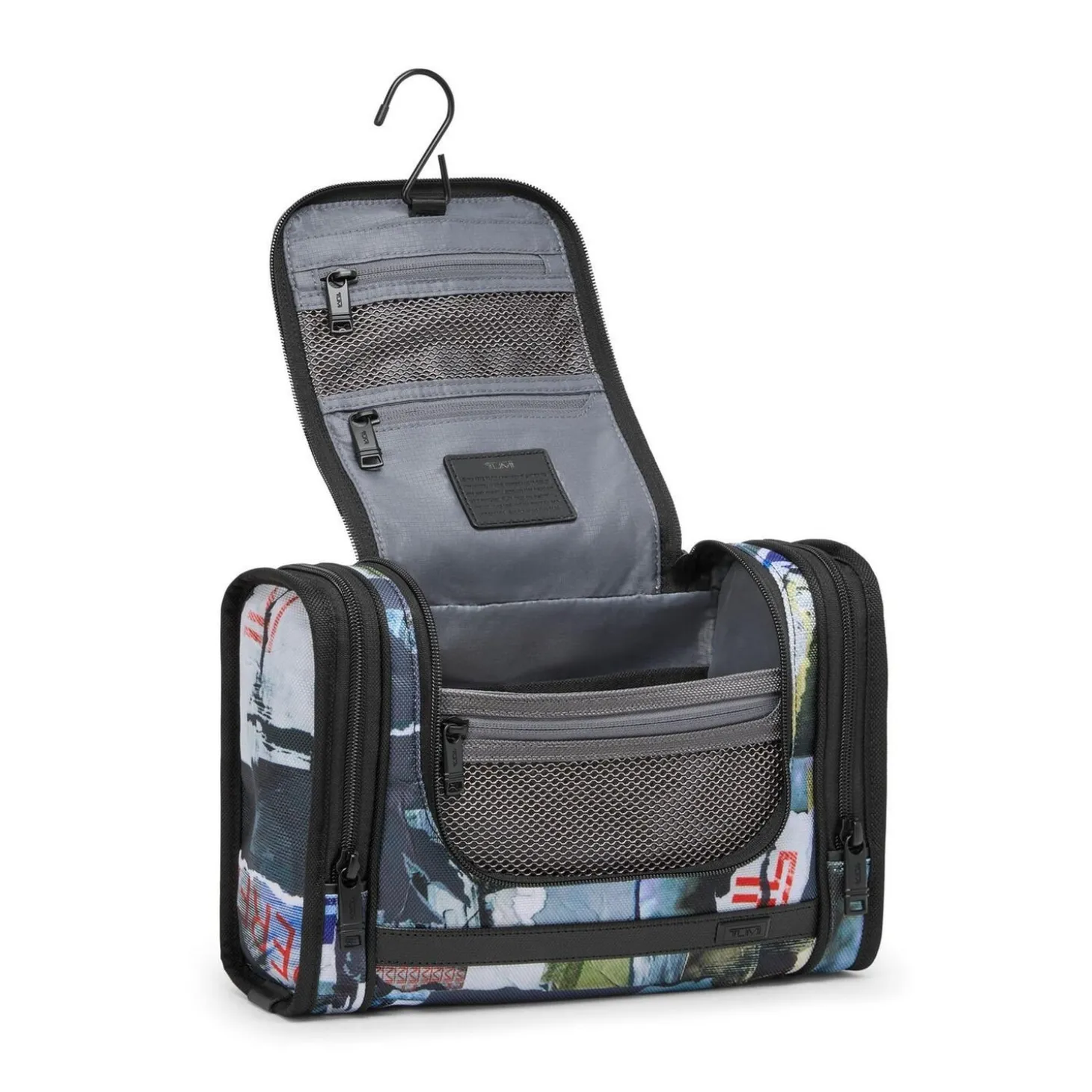 TUMI Alpha Hanging Travel Kit