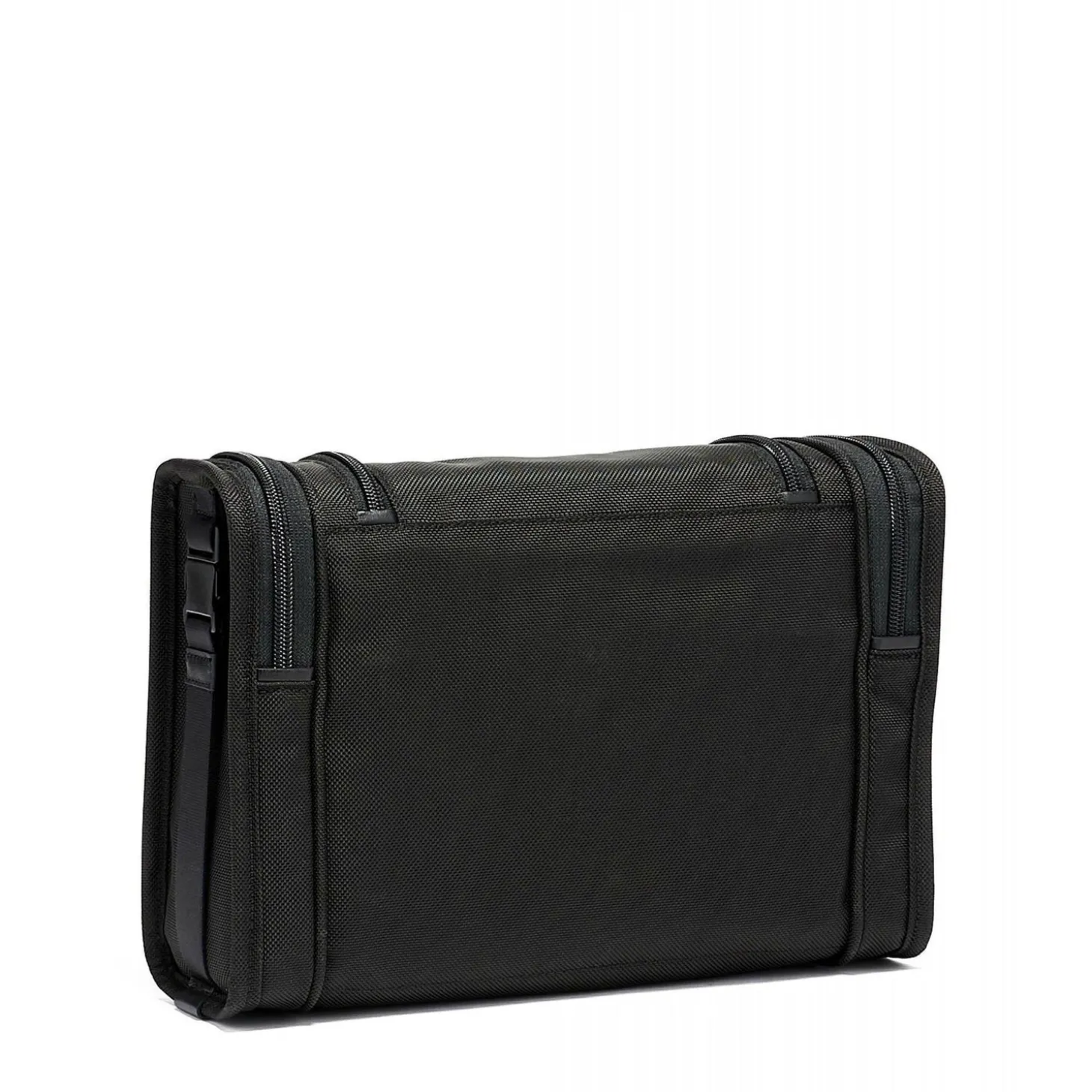 TUMI Alpha Hanging Travel Kit
