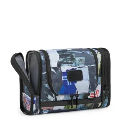 TUMI Alpha Hanging Travel Kit