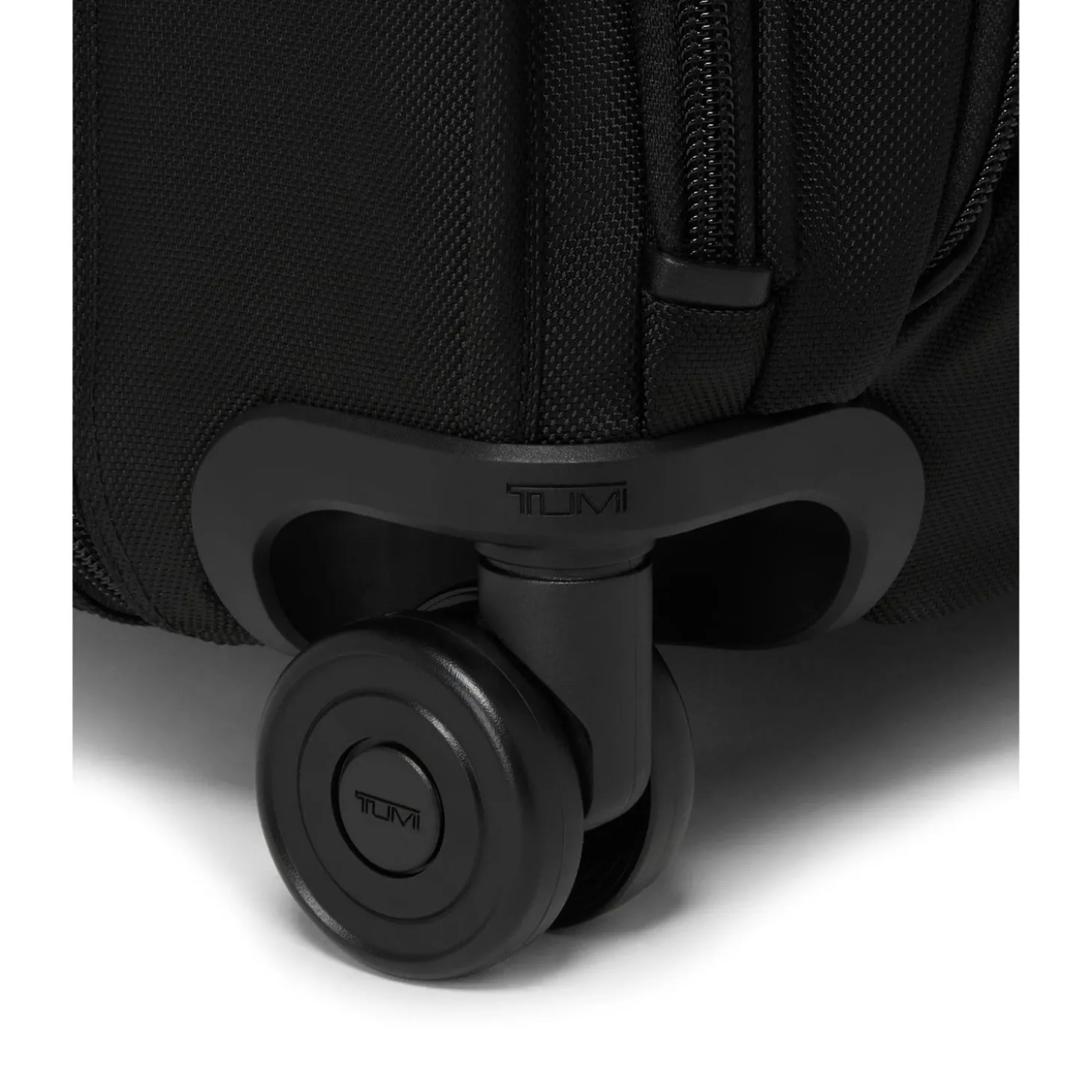 TUMI Alpha Large Garment Checked