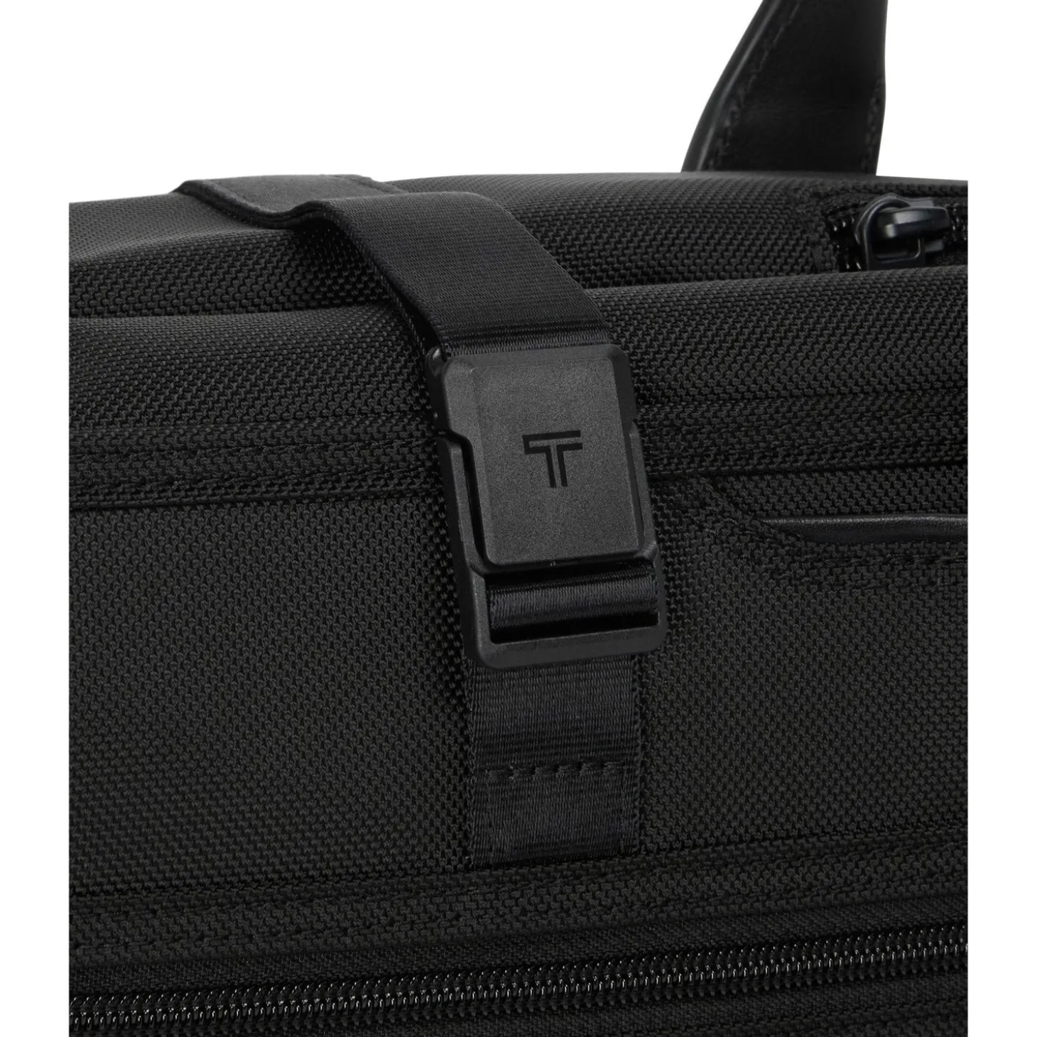 TUMI Alpha Tri-Fold Garment Bag