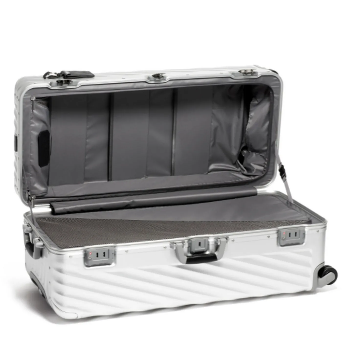 TUMI 19 Degree Aluminum Rolling Trunk