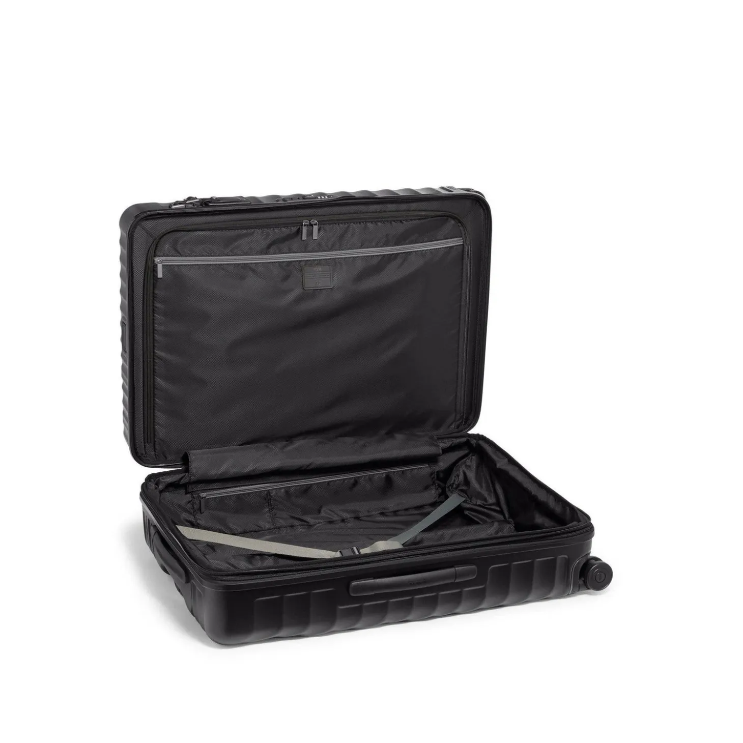 TUMI 19 Degree Extended Trip Expandable 4 Wheeled Packing Case