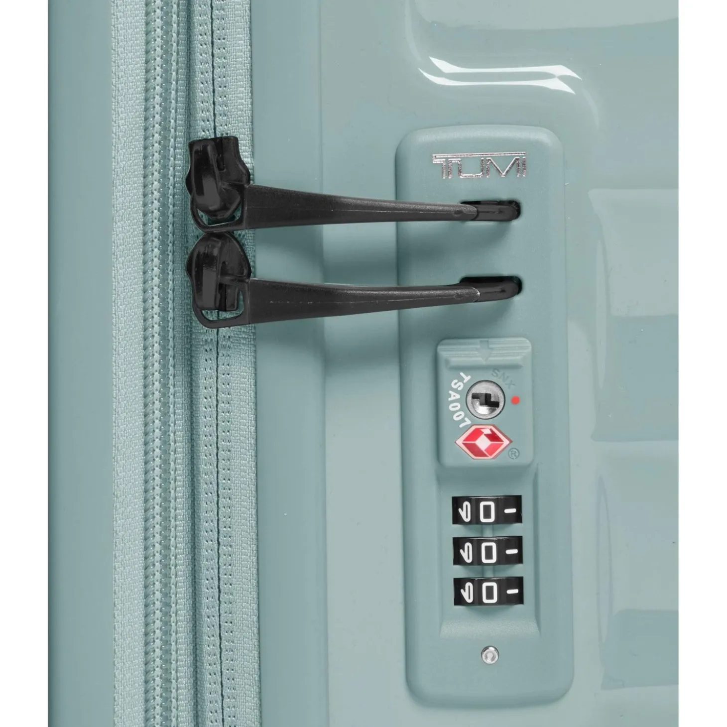 TUMI 19 Degree Extended Trip Expandable 4 Wheeled Packing Case
