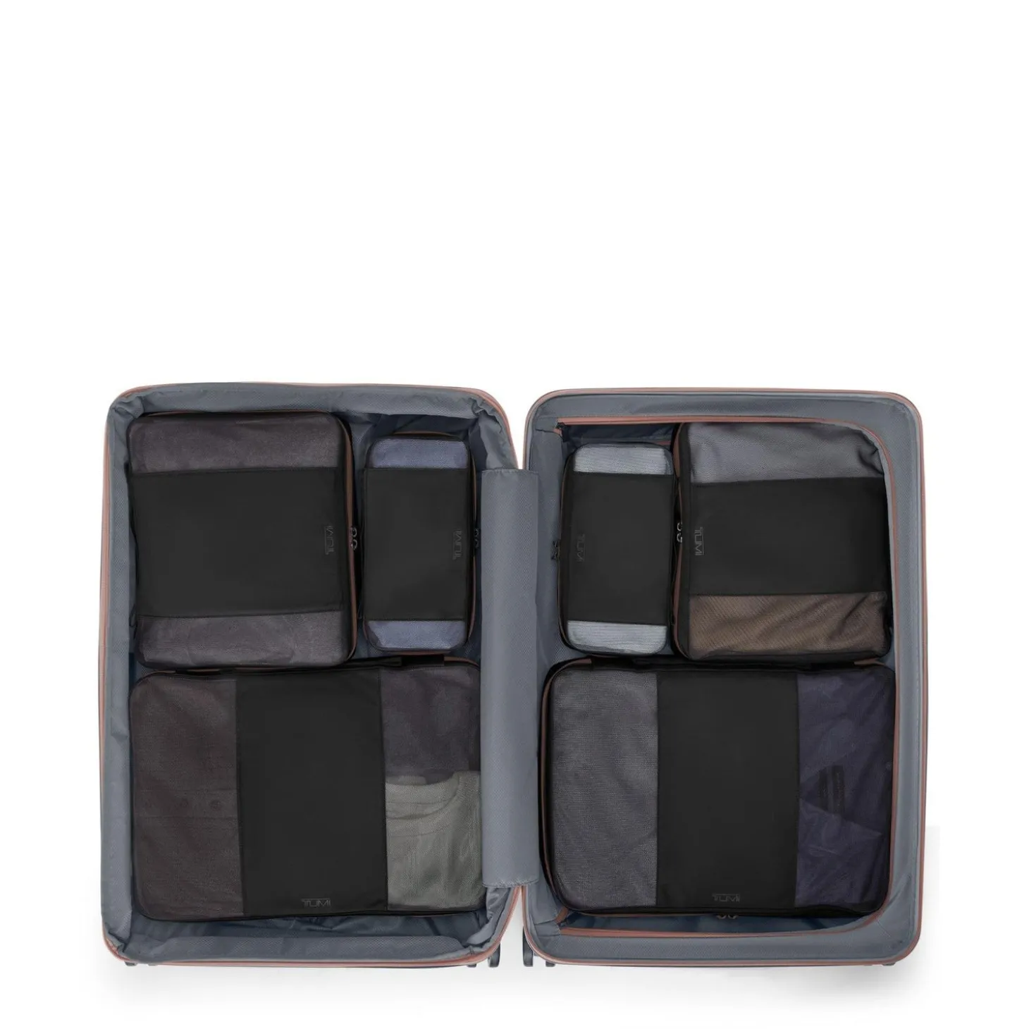 TUMI 19 Degree Extended Trip Expandable 4 Wheeled Packing Case