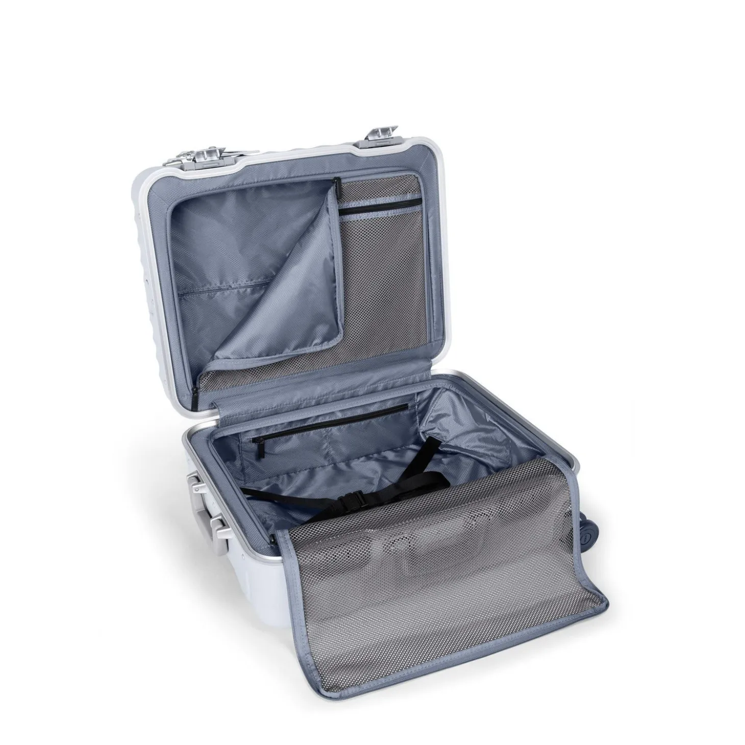 TUMI 19 Degree Frame Continental 4 Wheeled Carry-On