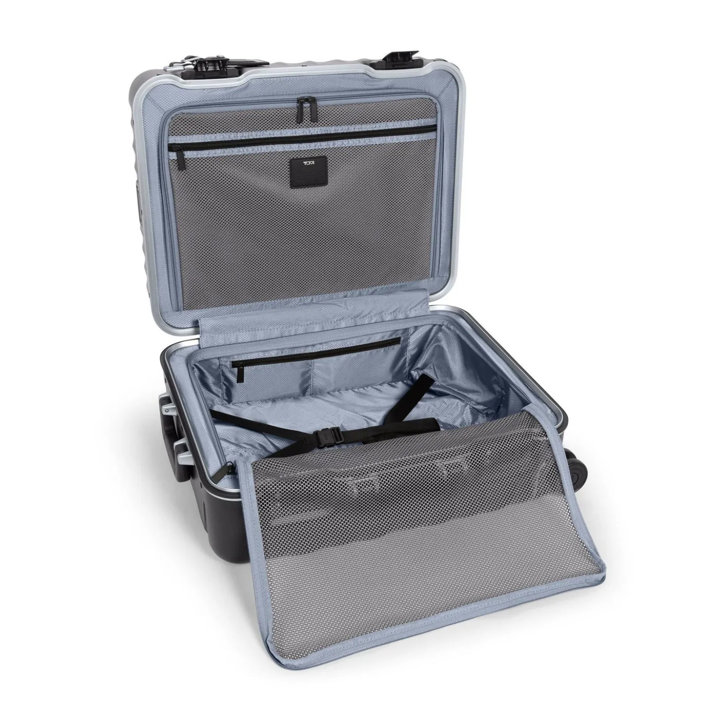 TUMI 19 Degree Frame Continental 4 Wheeled Carry-On
