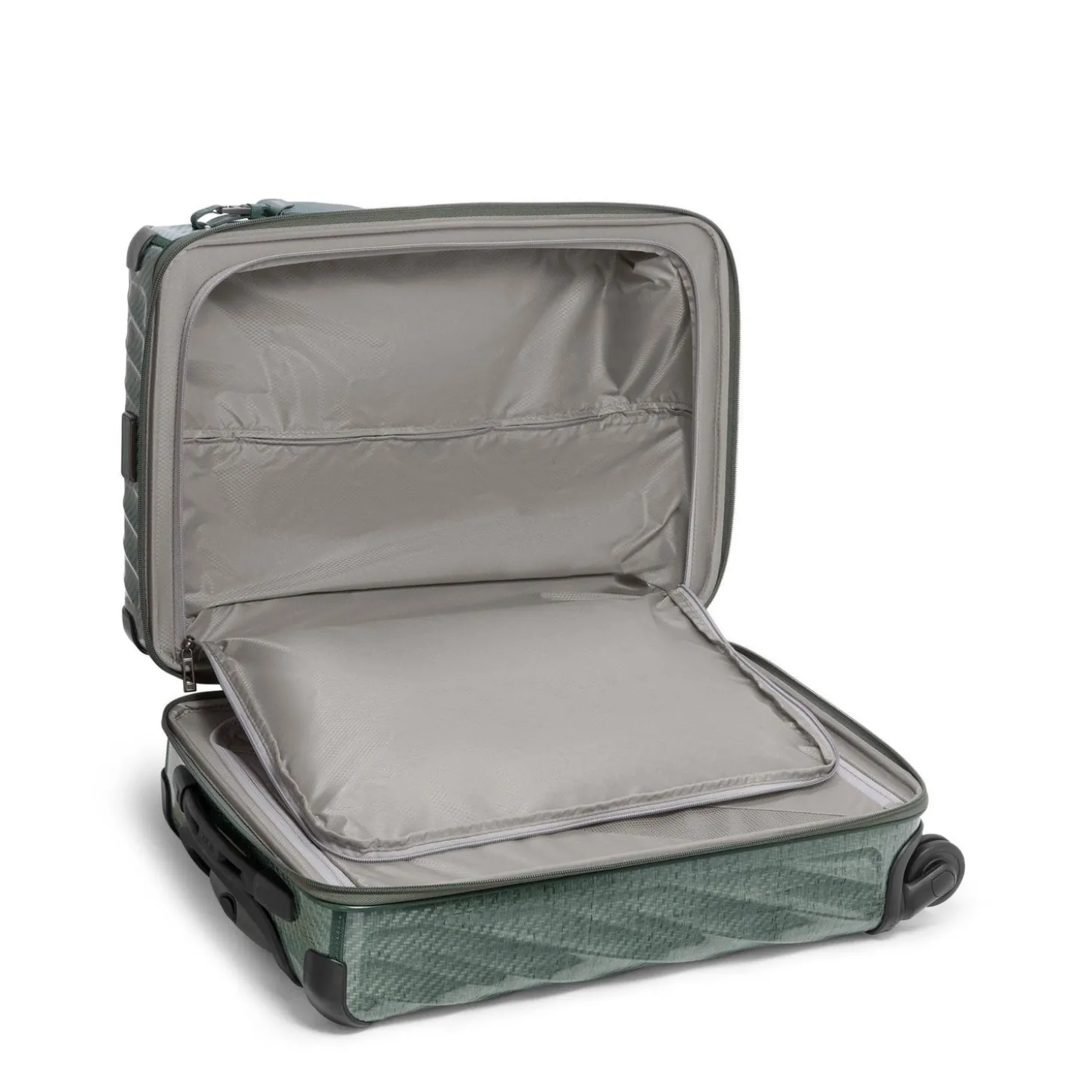 TUMI 19 Degree Lite International 4 Wheeled Carry-On