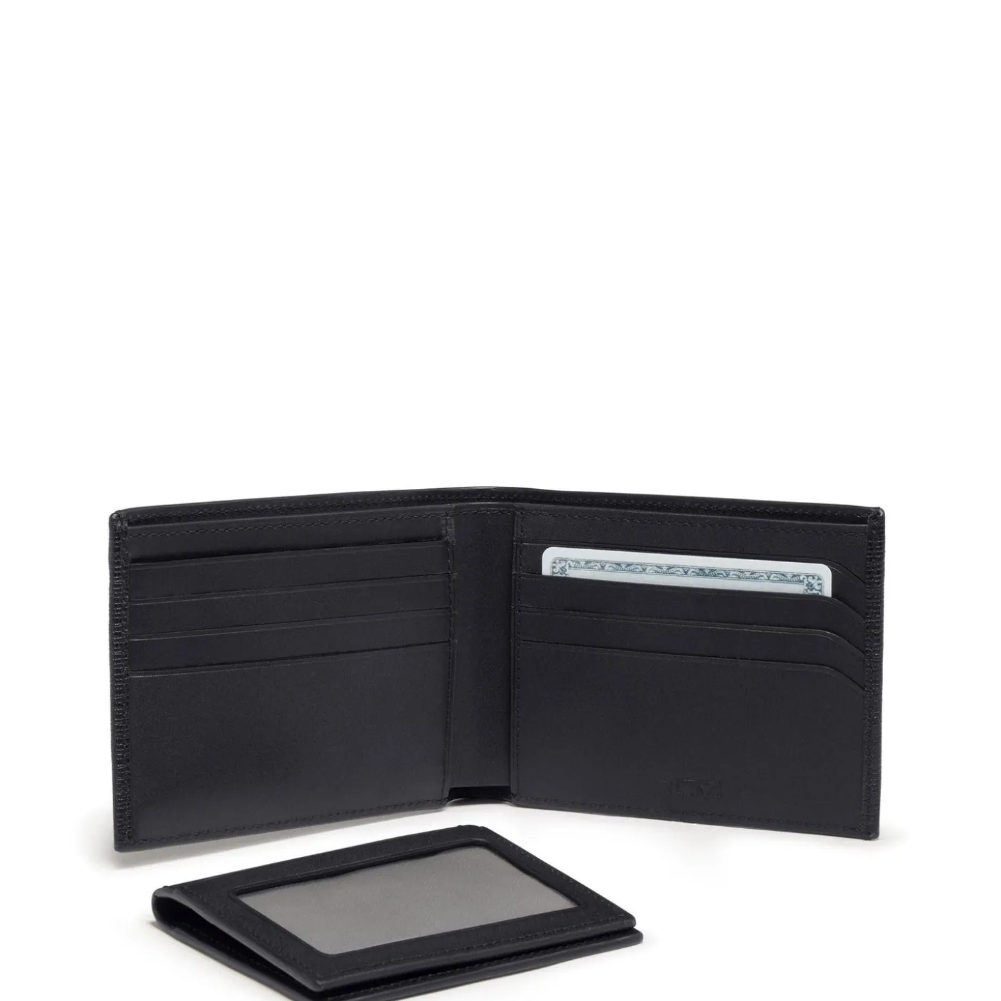 TUMI Nassau Global Removable Passcase