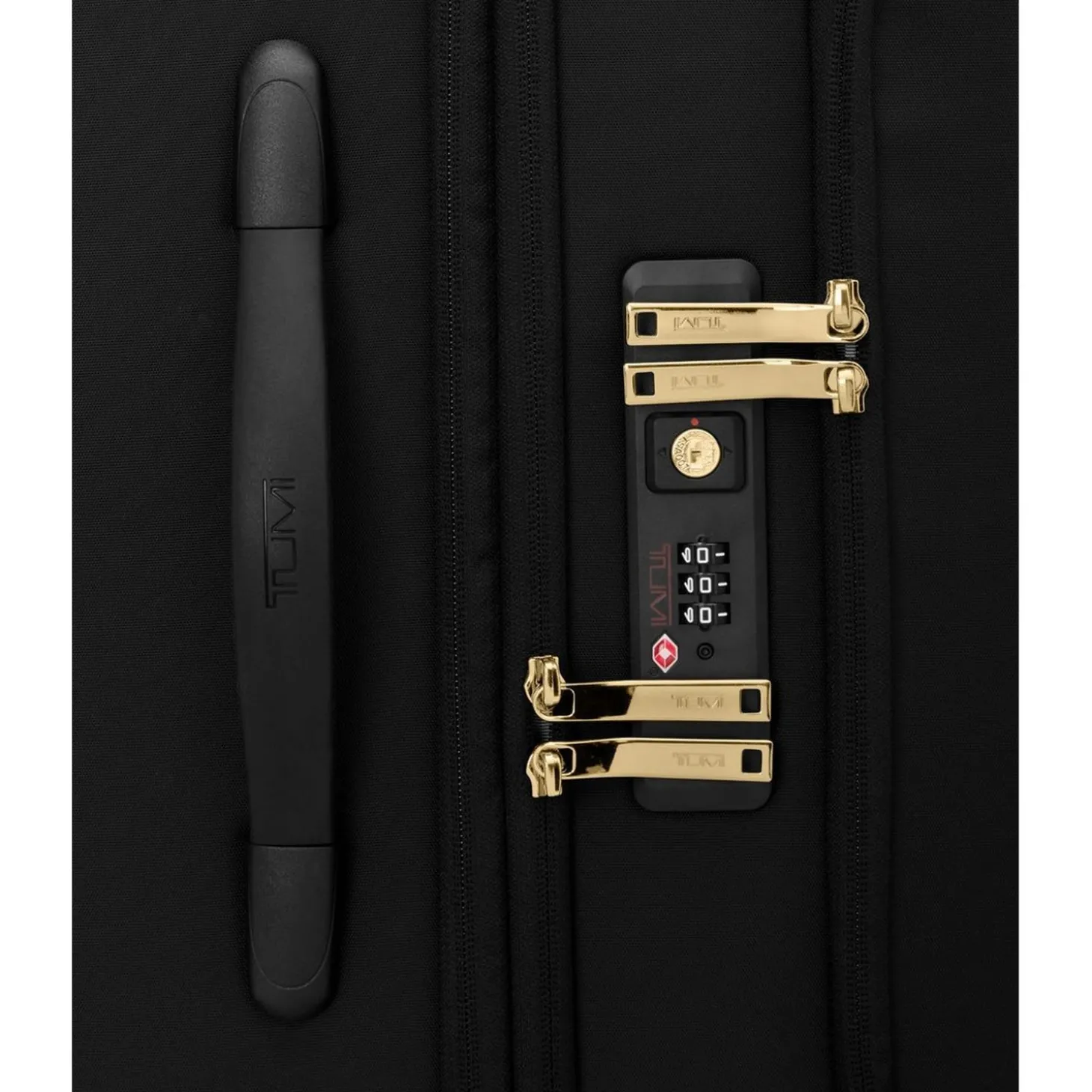 TUMI Voyageur Léger Medium Dual Access Expandable Checked
