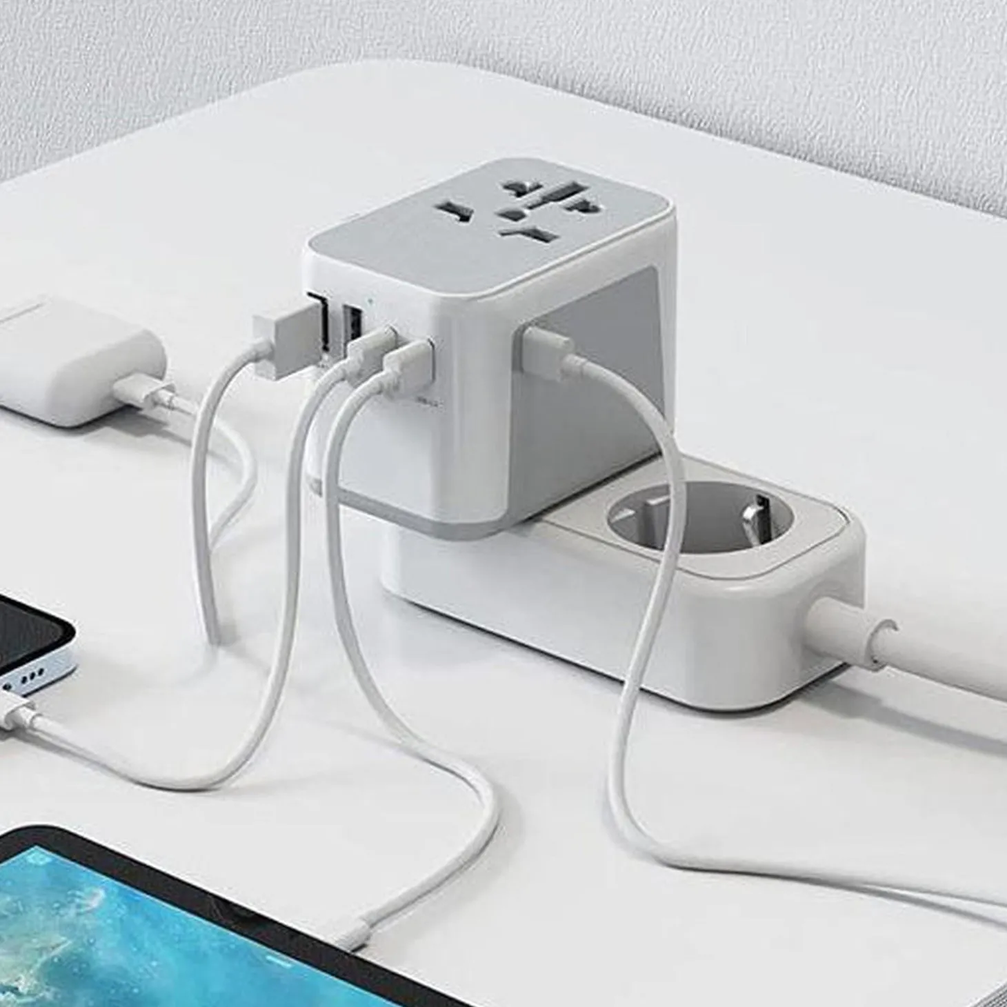 Voltage Valet International Travel Adapter 5 Port USB